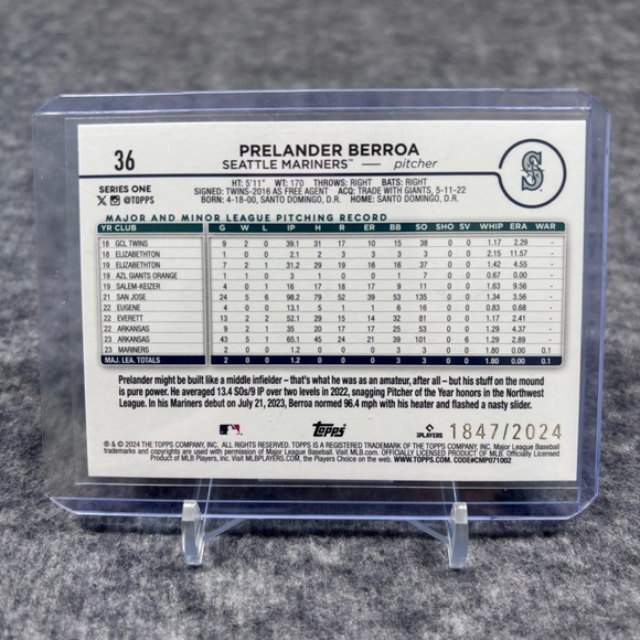 Assorted Baseball Card Lot - Picture 10 of 14